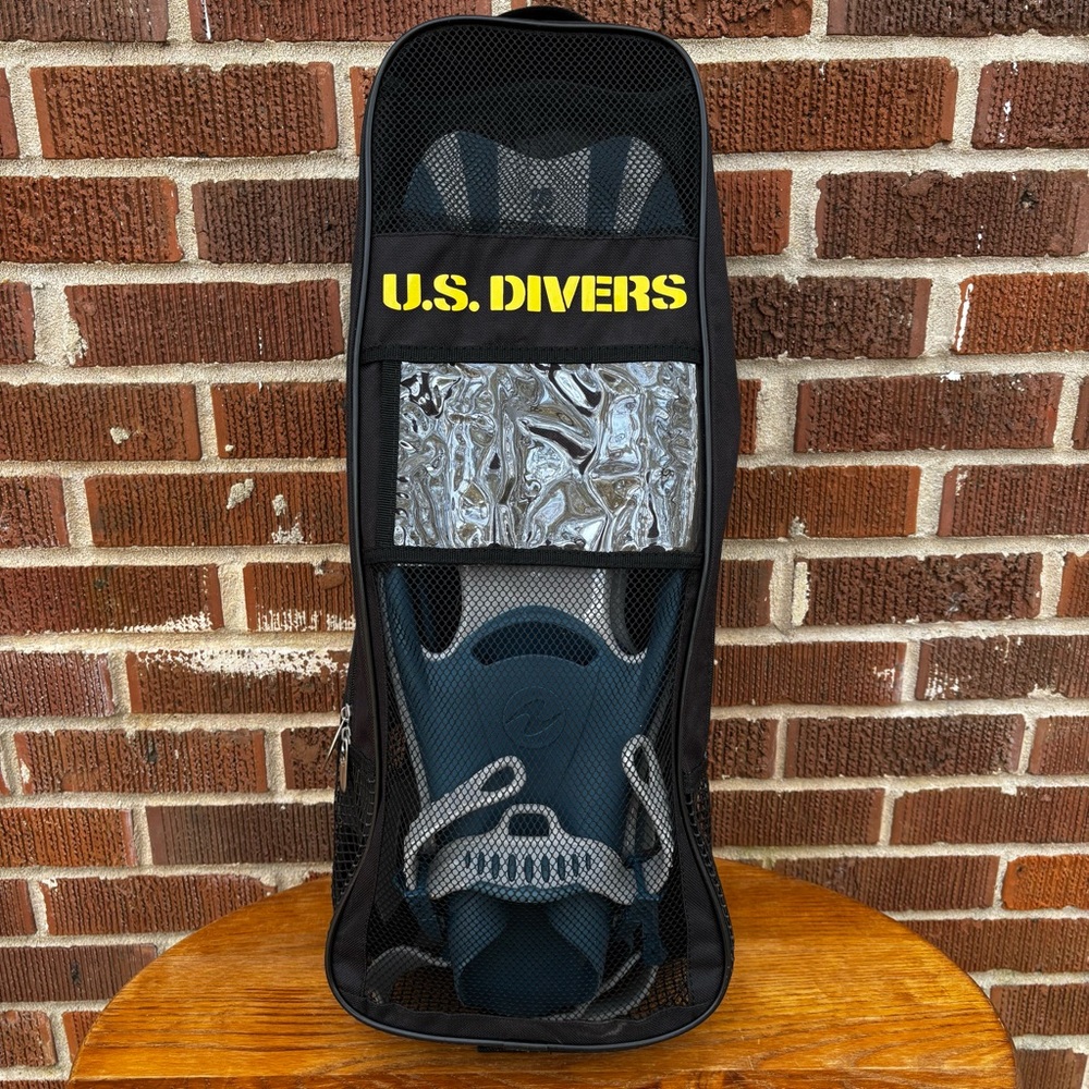 US Divers Proflex FX Adult Fins Gray & Black plus a second pair Sizes M & L